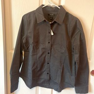 Madewell, long sleeve Fitted Button Down Shirt, Brand New with Tags. Women’s 10